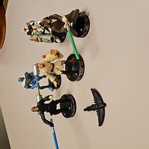 Star Wars figures 2005
